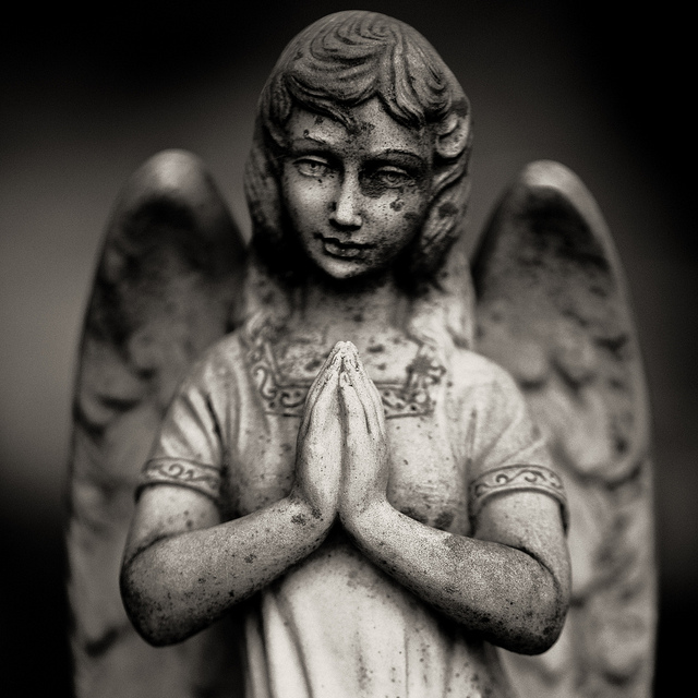 Sing for the Laughter. Sing for the tear By Thomas Hawk